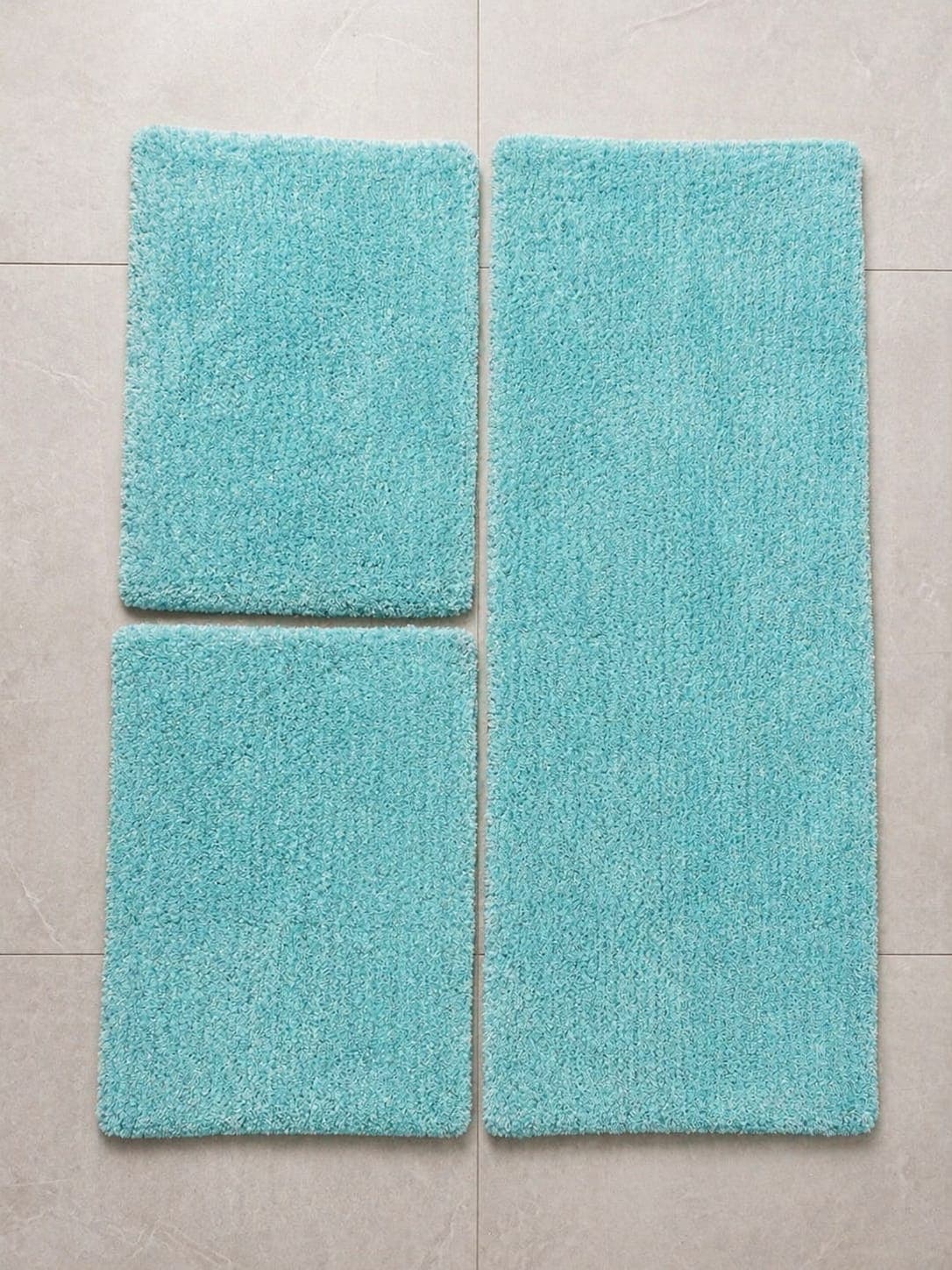 Bathmat blue and white blunch