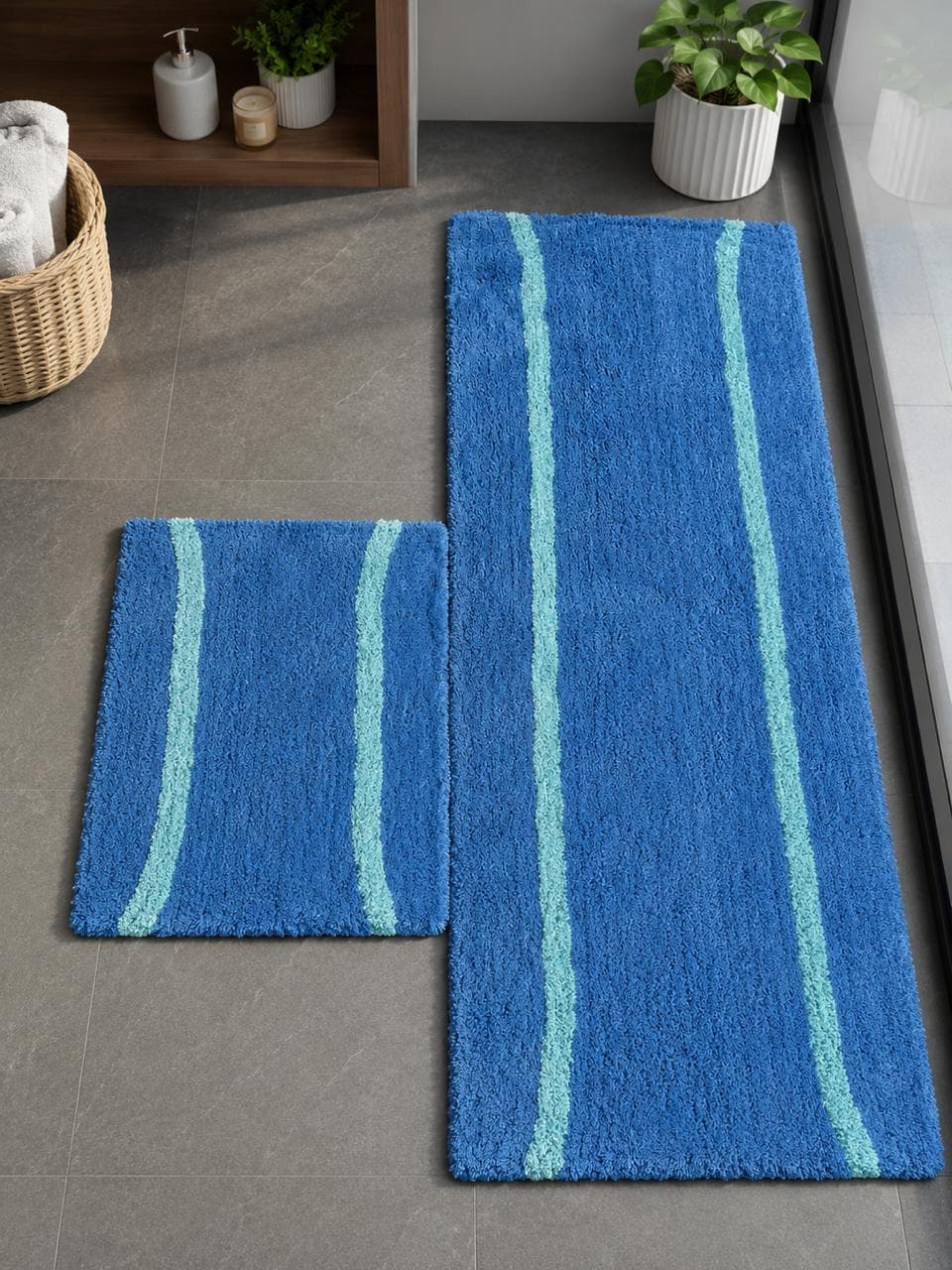 BATHMATE ROYAL BLUE AND WATER BLUE