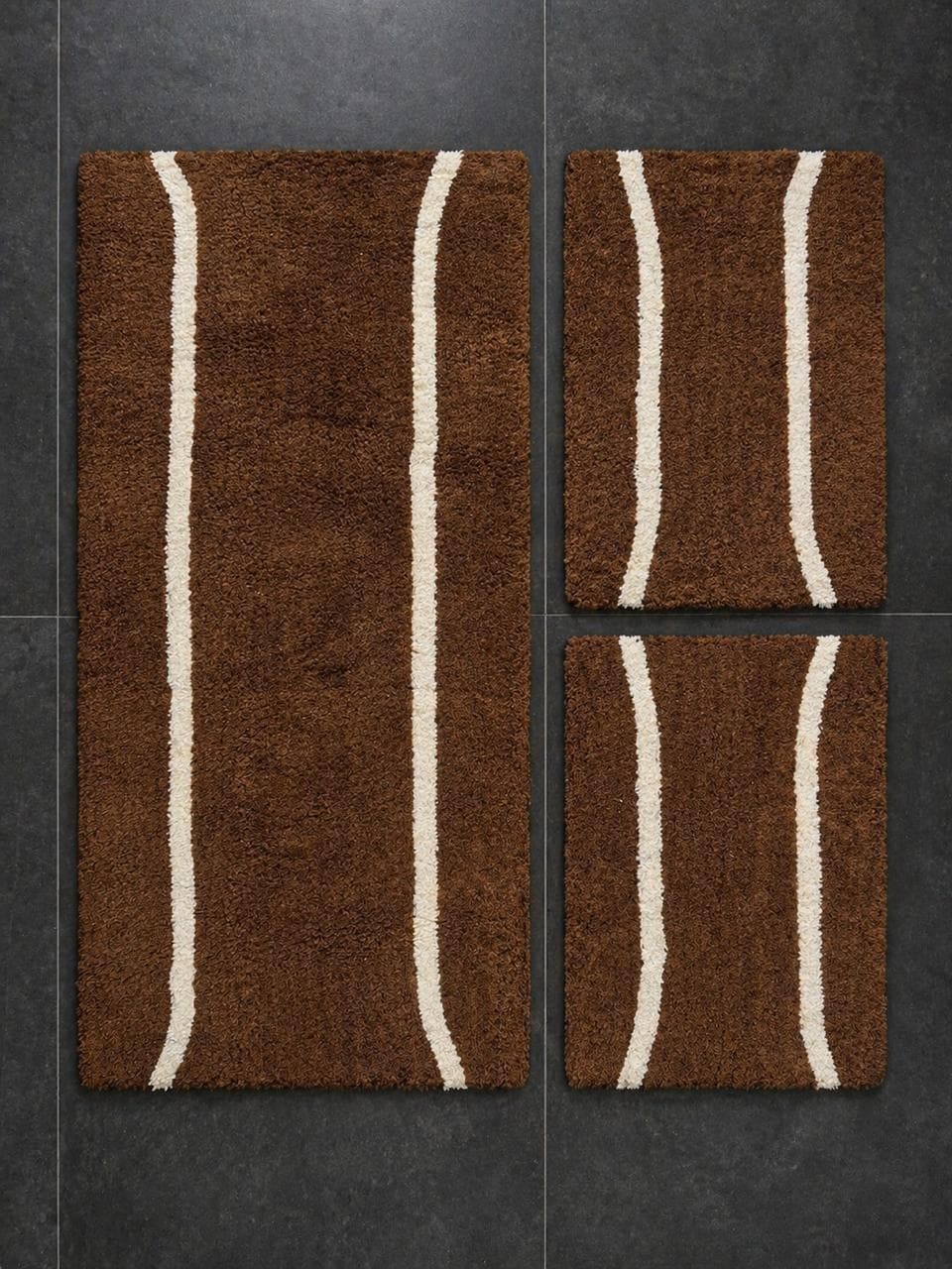 Bathmat brown nut and white stripes